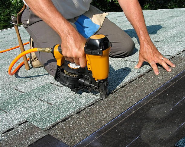  North Fond Du Lac, WI Roofing Contractor Pros